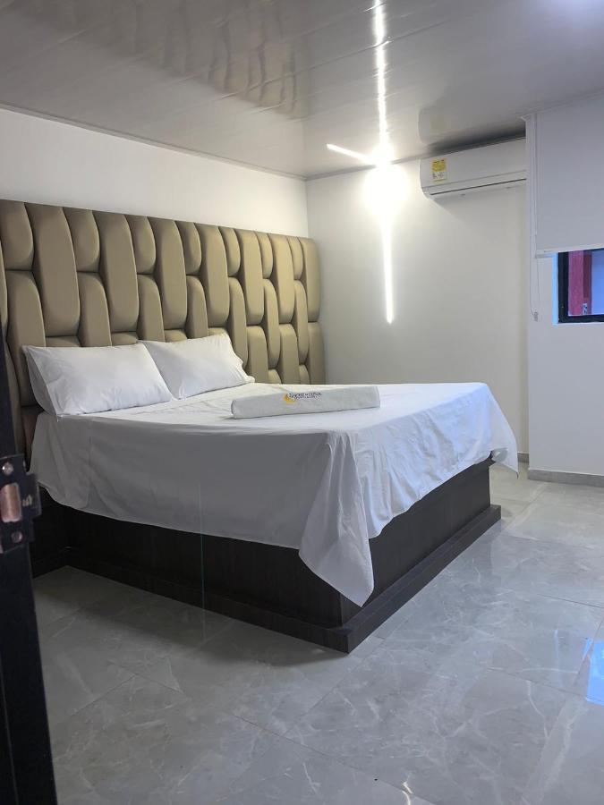 كالي Ayenda Apartahotel Noche De Luna المظهر الخارجي الصورة